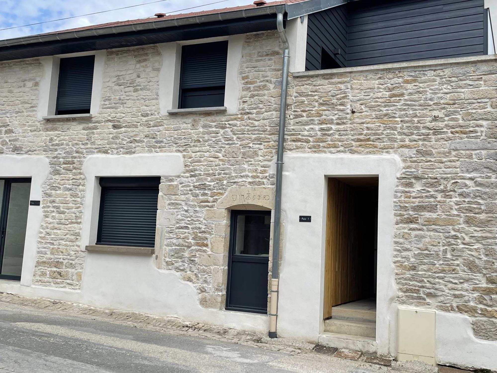 Appart-Hotel N 4 Calme Avec Terrasse, Wi-Fi Haut Debit, Petit-Dejeuner, Room-Service Et Parking Prive Chouzelot Exteriér fotografie